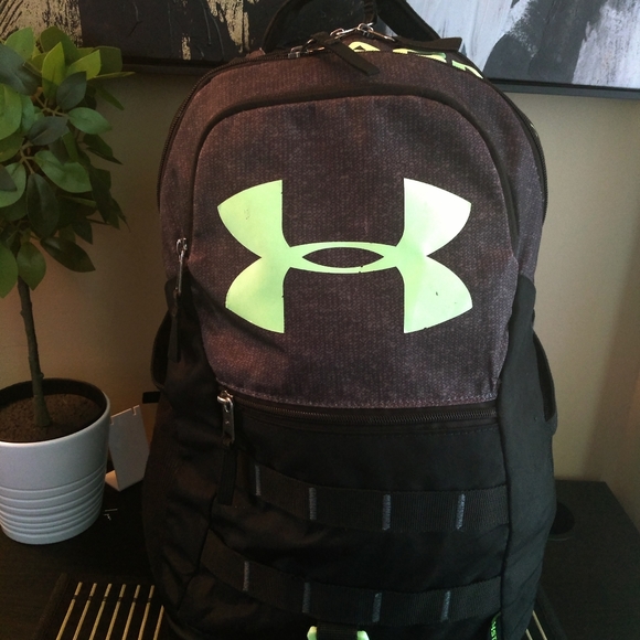 Under Armour Backpack - Picture 9 of 10
